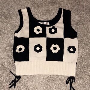 NWT Women’s Industry Black Crochet Flower Sweater Vest Size S